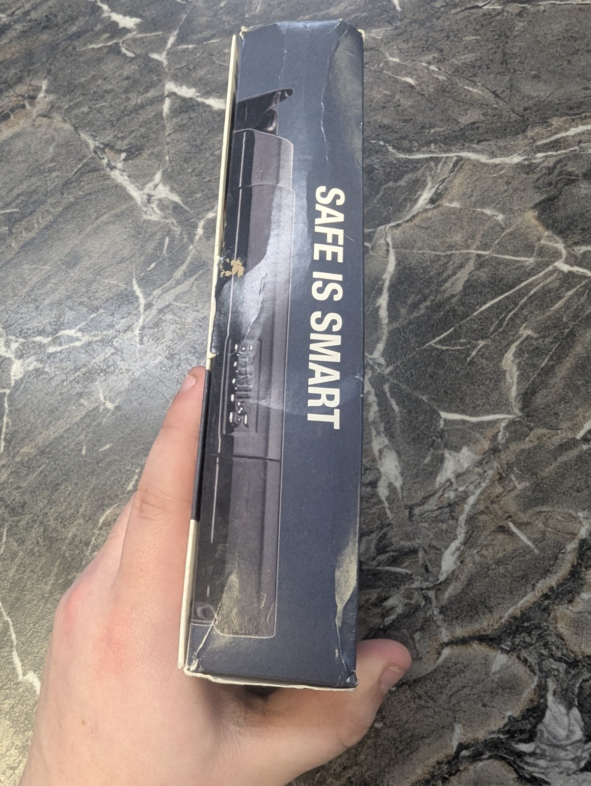 SABRE SMART Pepper Spray with Bluetooth GPS Continuous Tracking Free Text Alerts