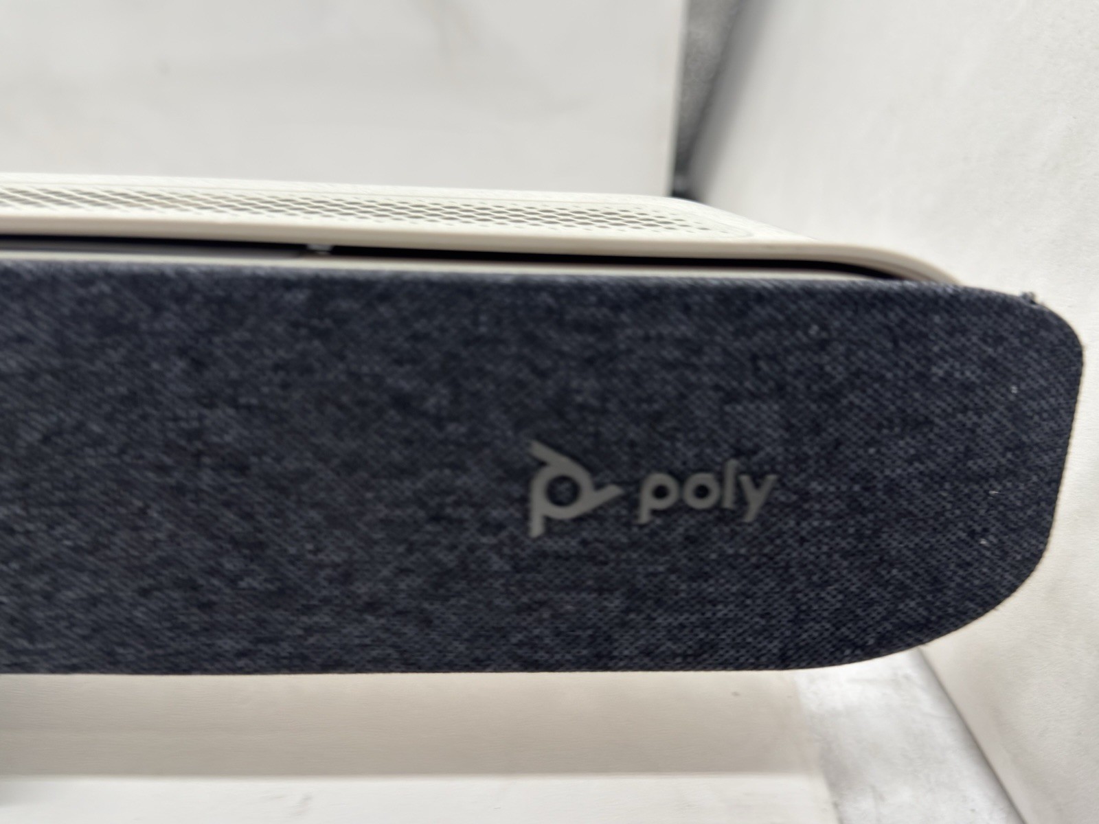 Polycom Poly Studio X30 4K Video Conference Camera & Audio Bar 2201-85930-001