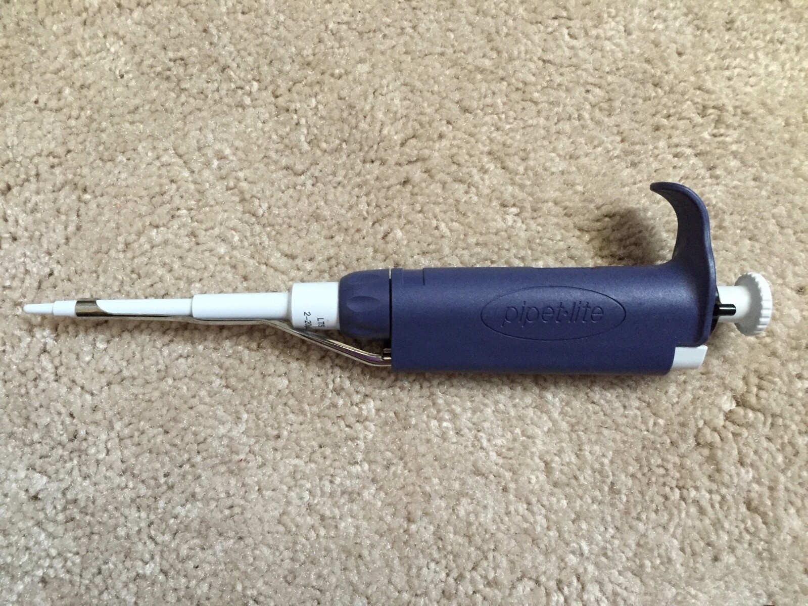 Rainin L-20 Pipette, LTS, 2 - 20 µL Volume, Lite-Touch, Magnetic Assist