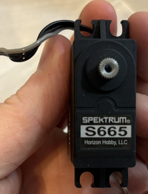 SPEKTRUM S665 Waterproof Coreless Digital Servo 7.4v 277.75 oz-in .16 sec/60
