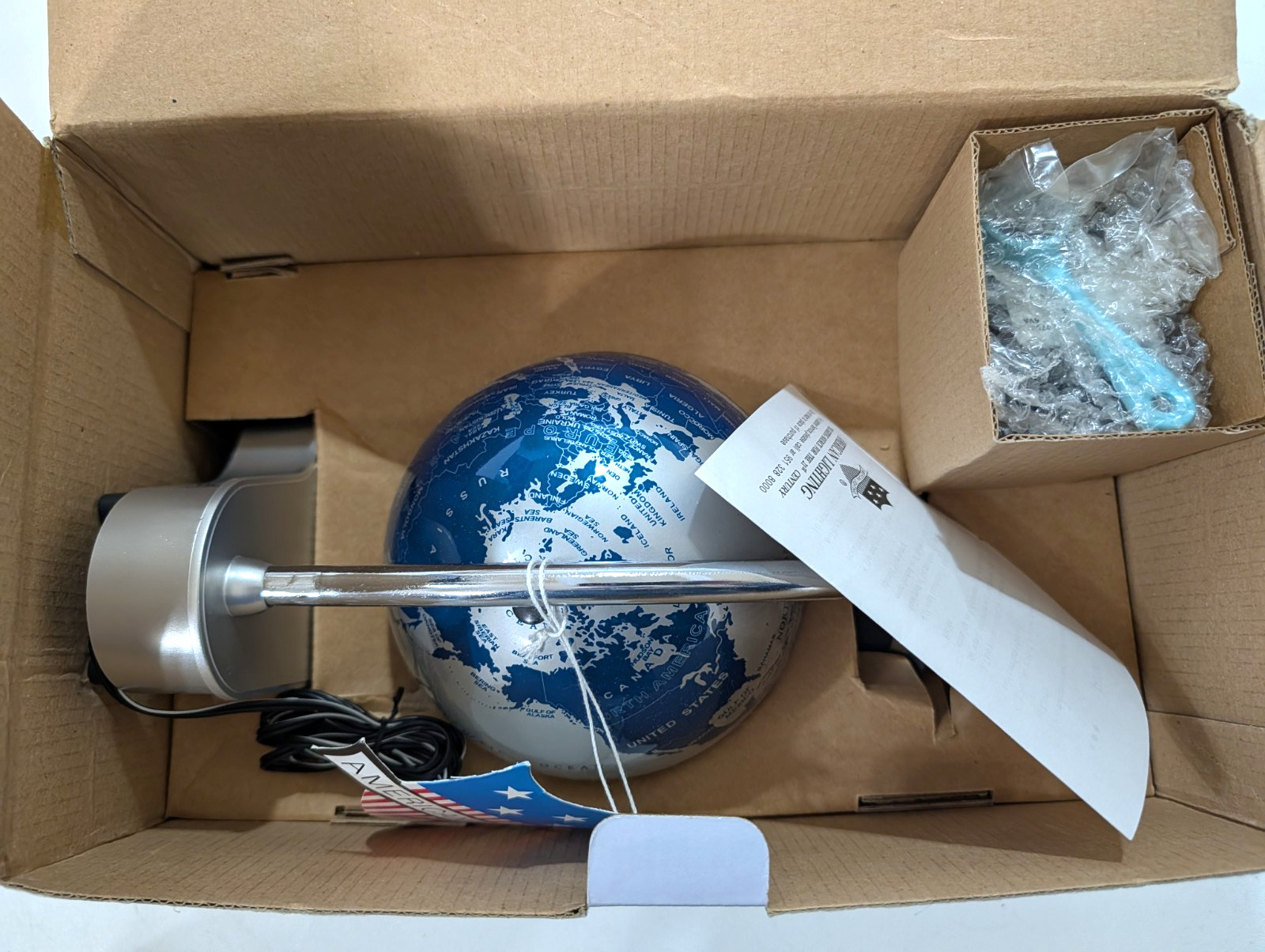 Electro-Magnetic Floating & Rotating Globe Table American Lighting Novelty NEW