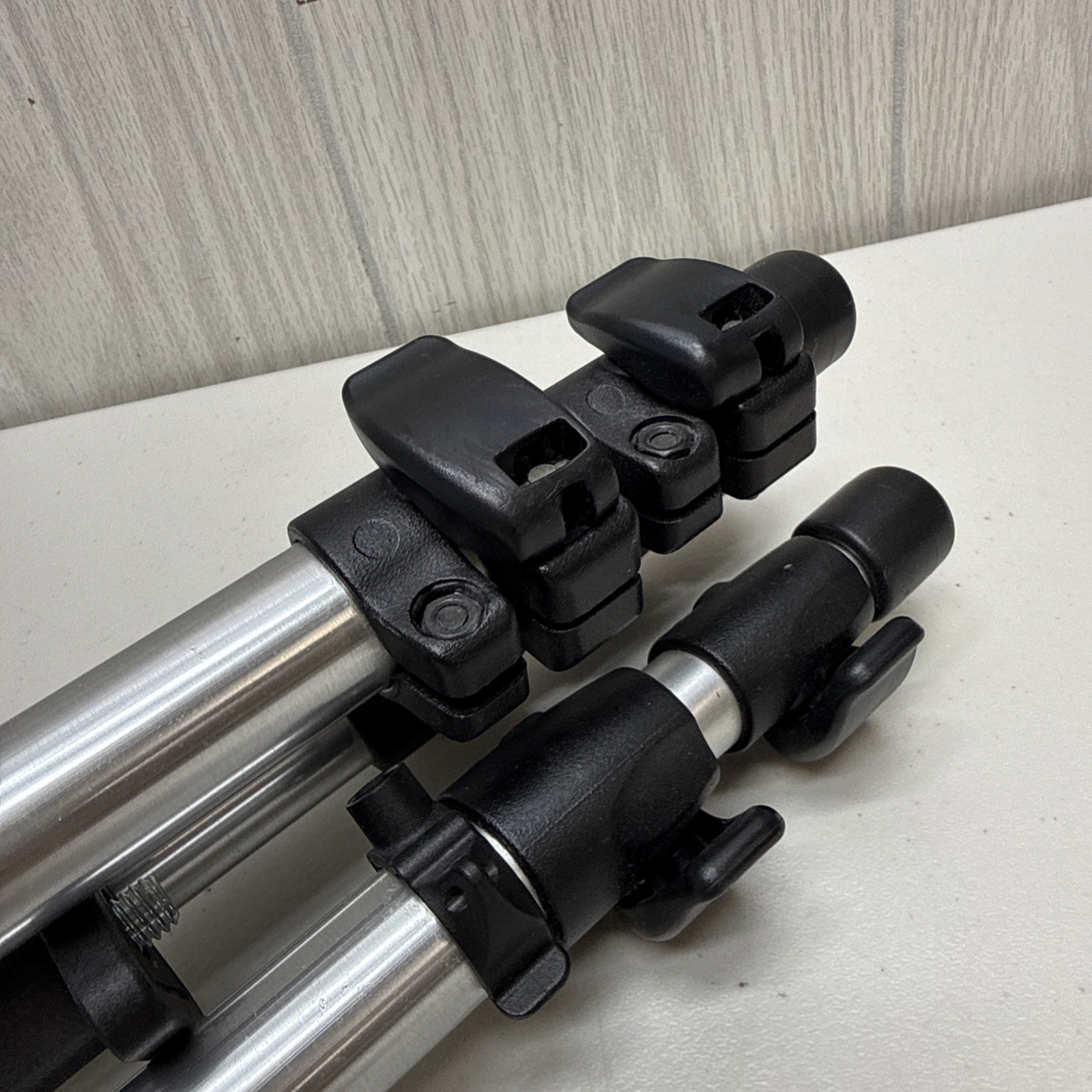 Manfrotto 190CL Tripod with Compact Ball Head 486RC2