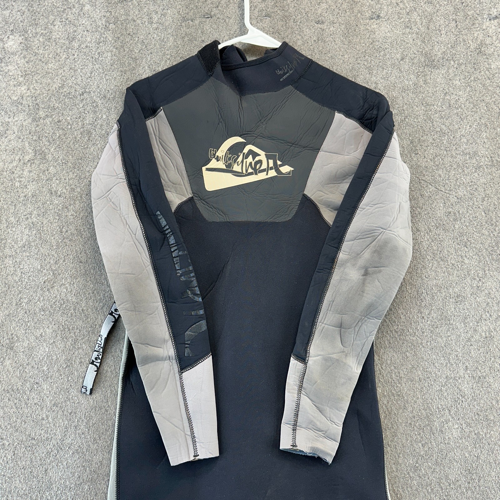 Quiksilver Wetsuit Mens Large Black Gray Padded Scuba Diving Swimwear Nylon