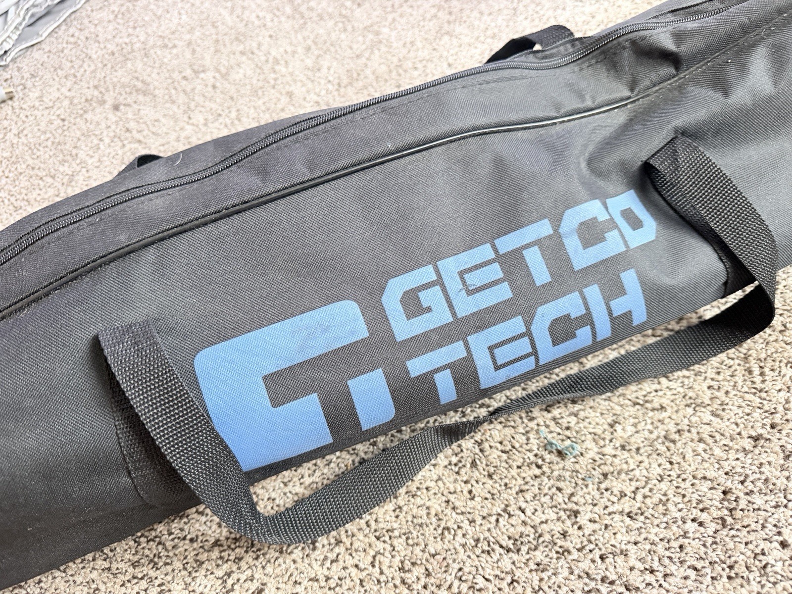Getco Tech 100 in Portable Projection Screen w/ Stand Frame & Carry Bag