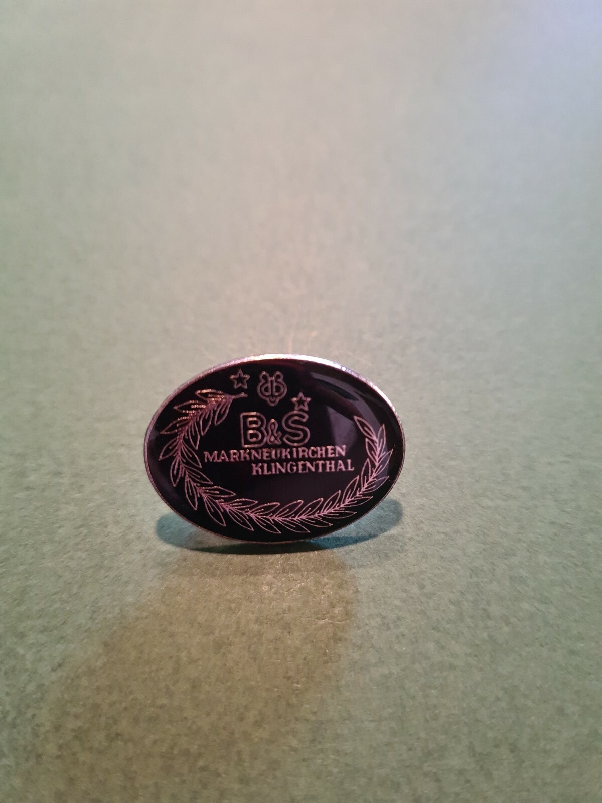 Vintage B&S Markeneukirchen Klingenthal Pin