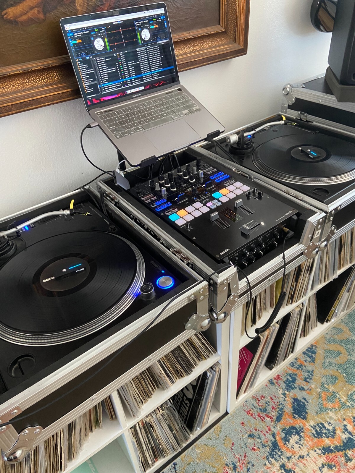 Pioneer DJM-S9 Mixer, Pioneer PLX 1000 Turntables