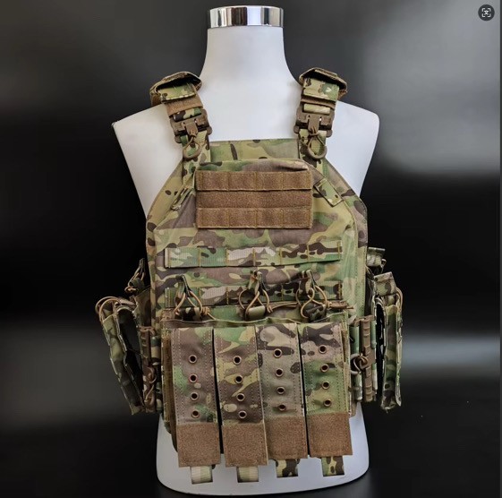 Tactical MOLLE Vest Airsoft Paintball Plate Carrier Chest Rig w/ Pouches