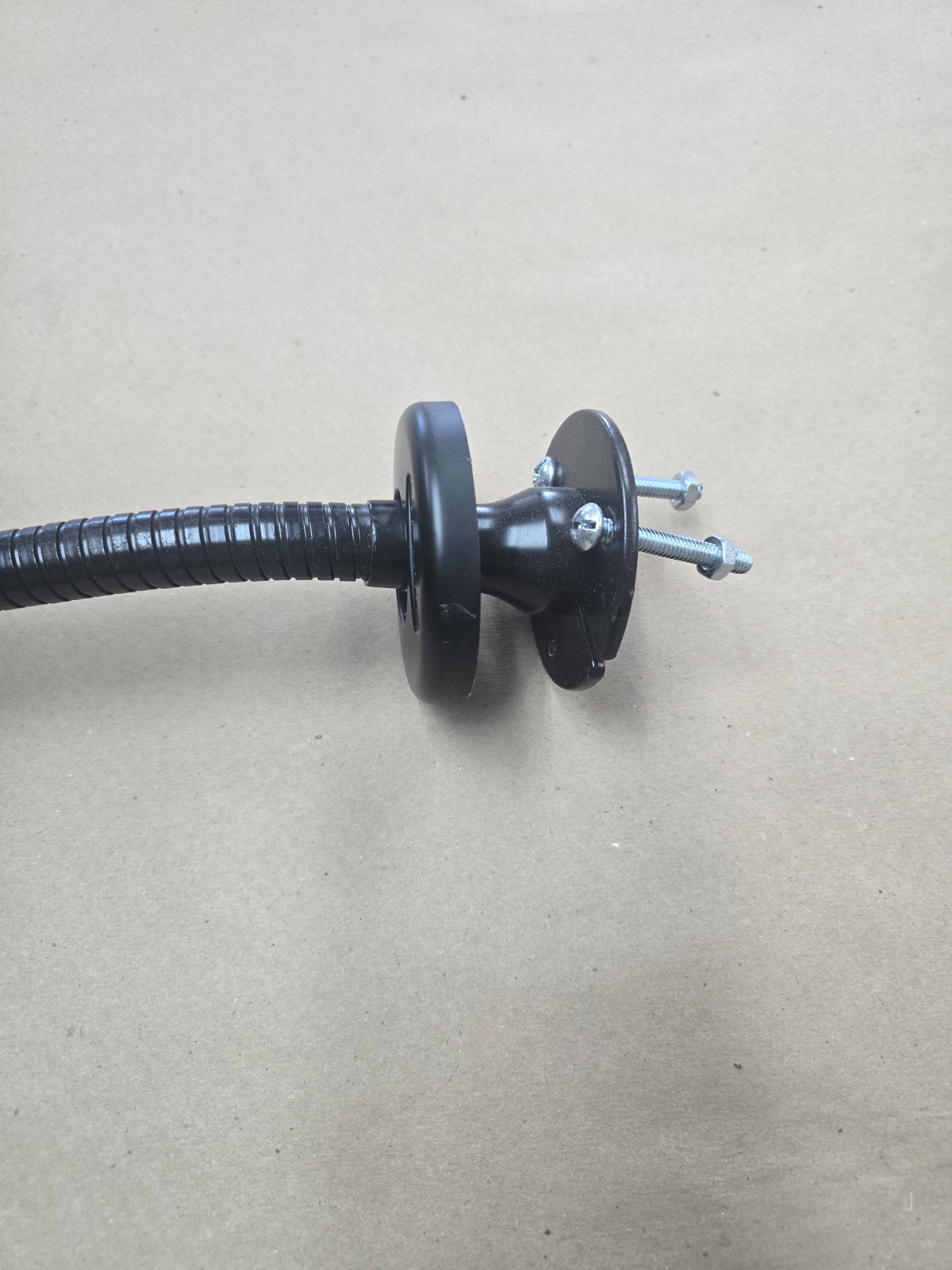 IPAD HOLDER COMPULOCKS W/ADJUSTIBLE ARM. NO KEY TO THE LOCKS!