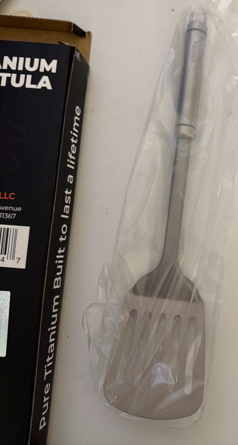 Titanium Spatula by Plateful