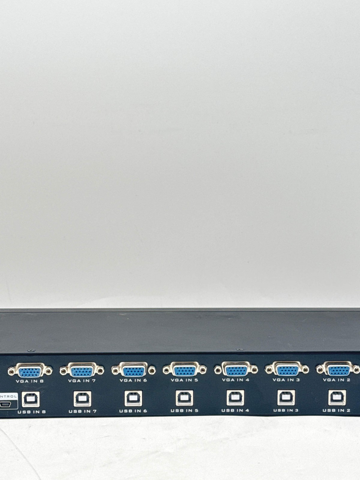 Rijer 8 Port Smart USB 2.0 KVM Switch