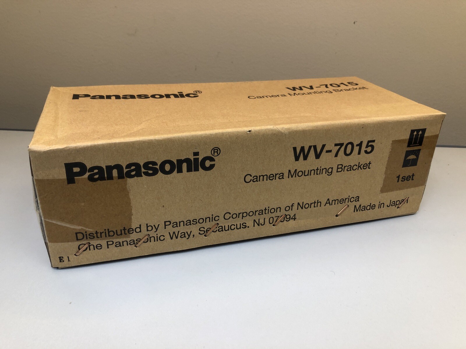 Panasonic WV-7015 Indoor Wall Mount Surveillance Security Camera Arm Bracket NEW