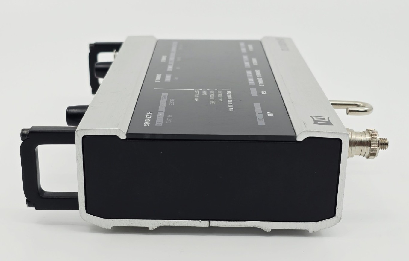 Native Instruments Audio 8 DJ Black Silver 24-Bit High-End Audio Interface