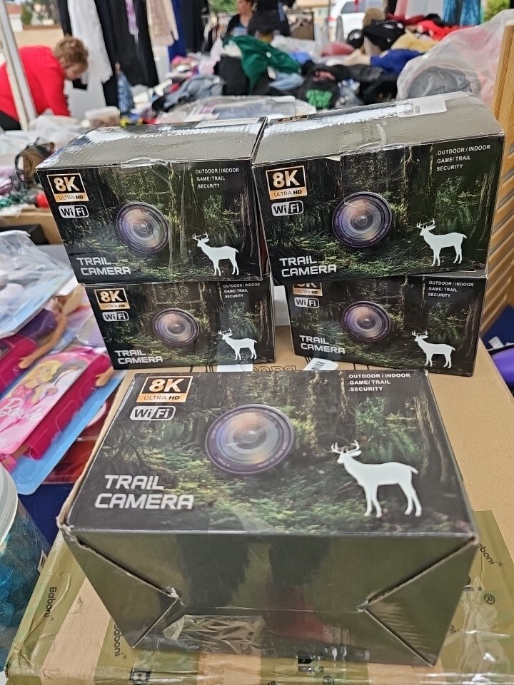 8k Ultra HD Trail Camera, WiFi Bluetooth 46MP Camera   1 Pcs