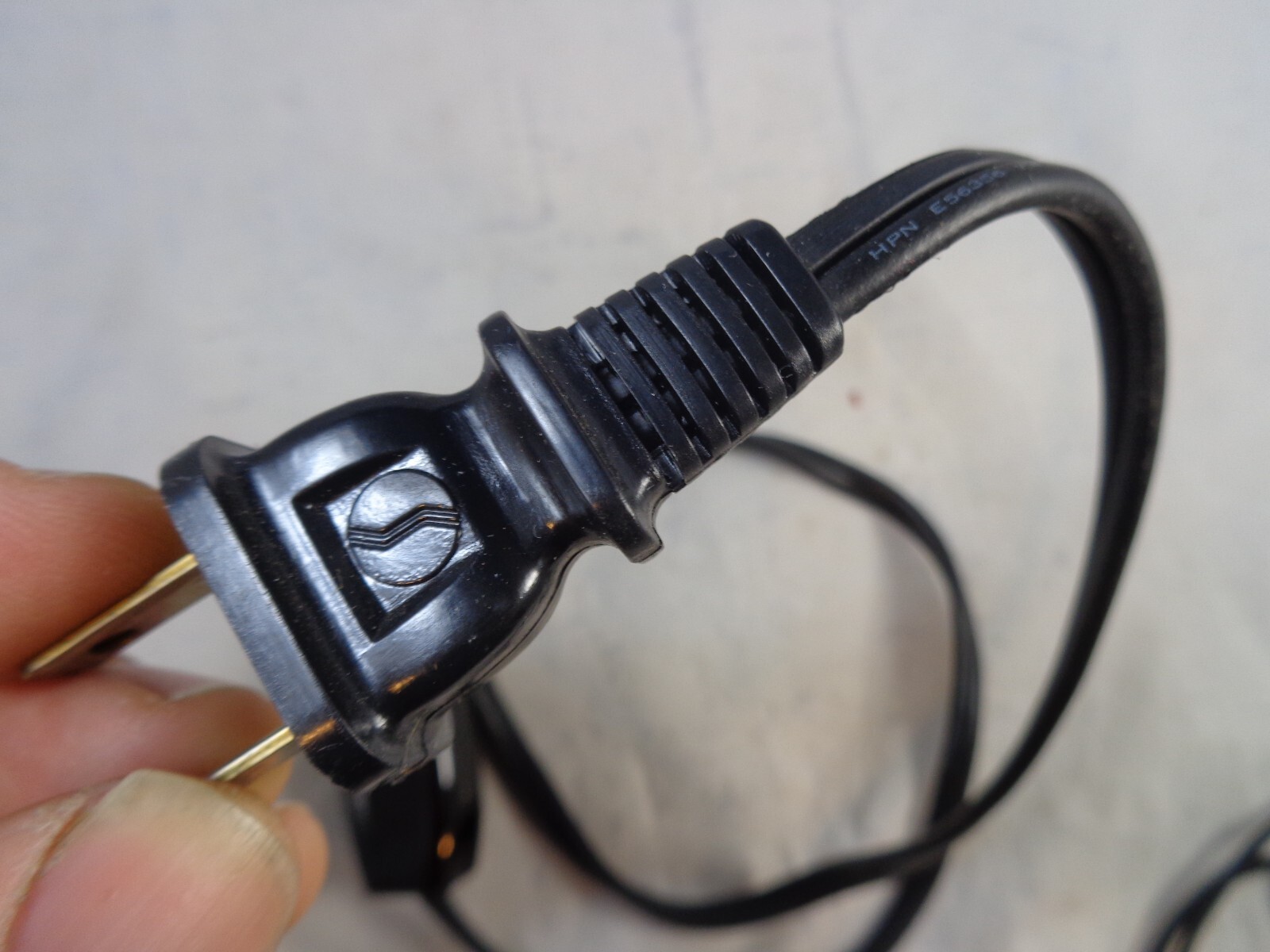 APPLIANCE CORD 2-Hole (1/2" in BTW) 6A 250V/10A 125V 2' long Vintage Percolator