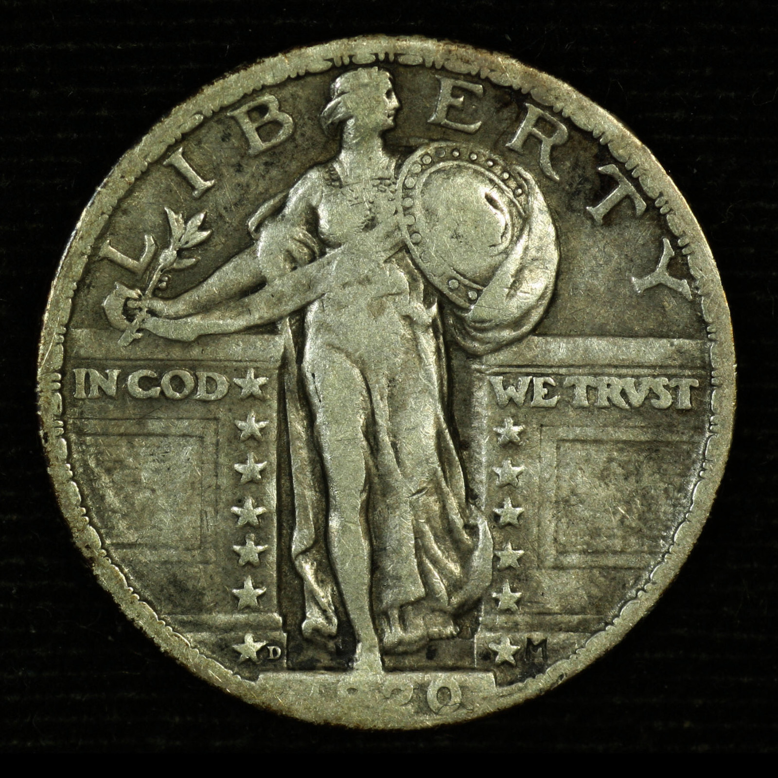 Standing Liberty Silver Quarter. 1920 D. Very Fine. Lot # 9041-209-0120
