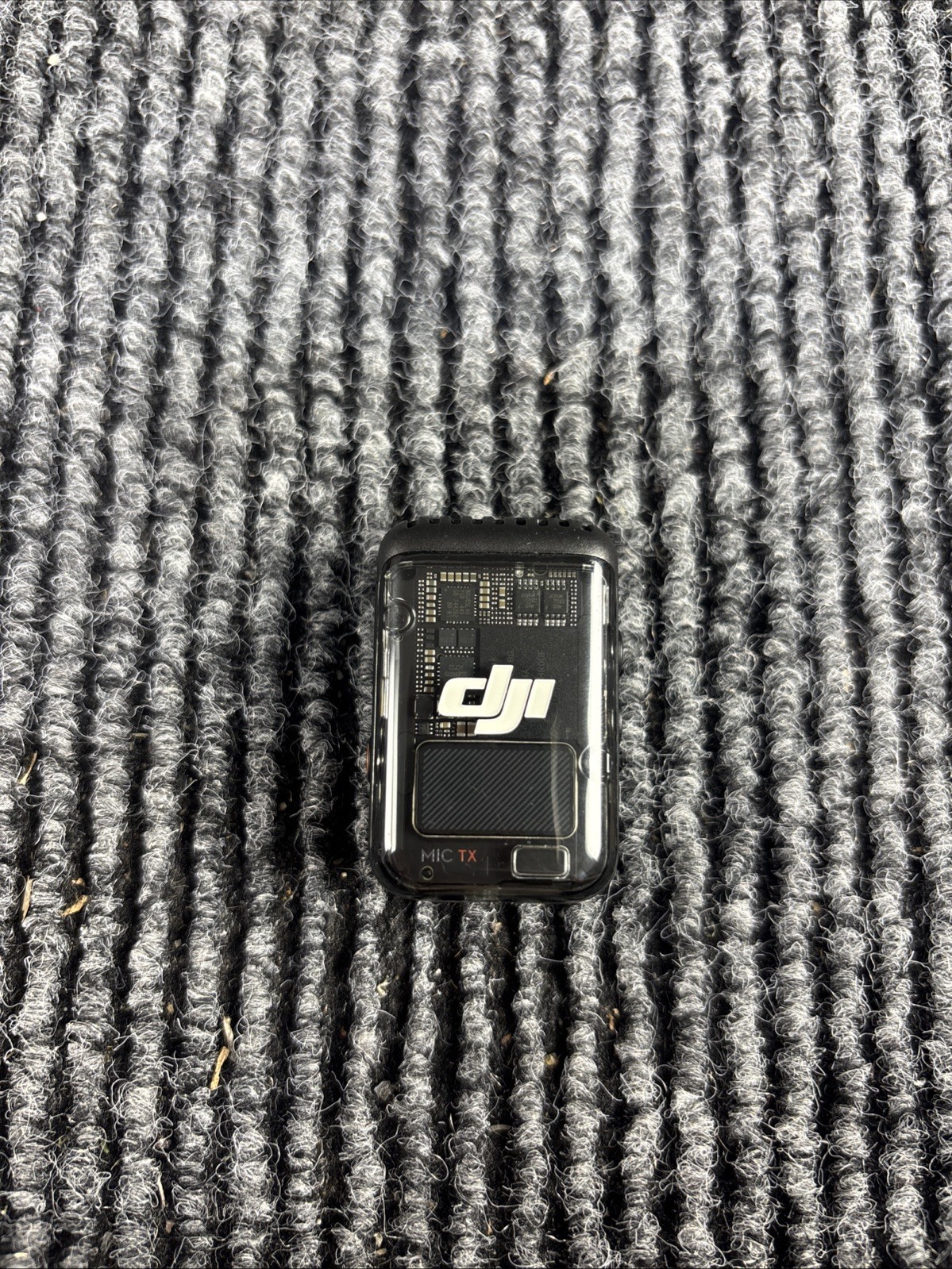 DJI Mic Wireless Lavalier Microphone ASB01 Read