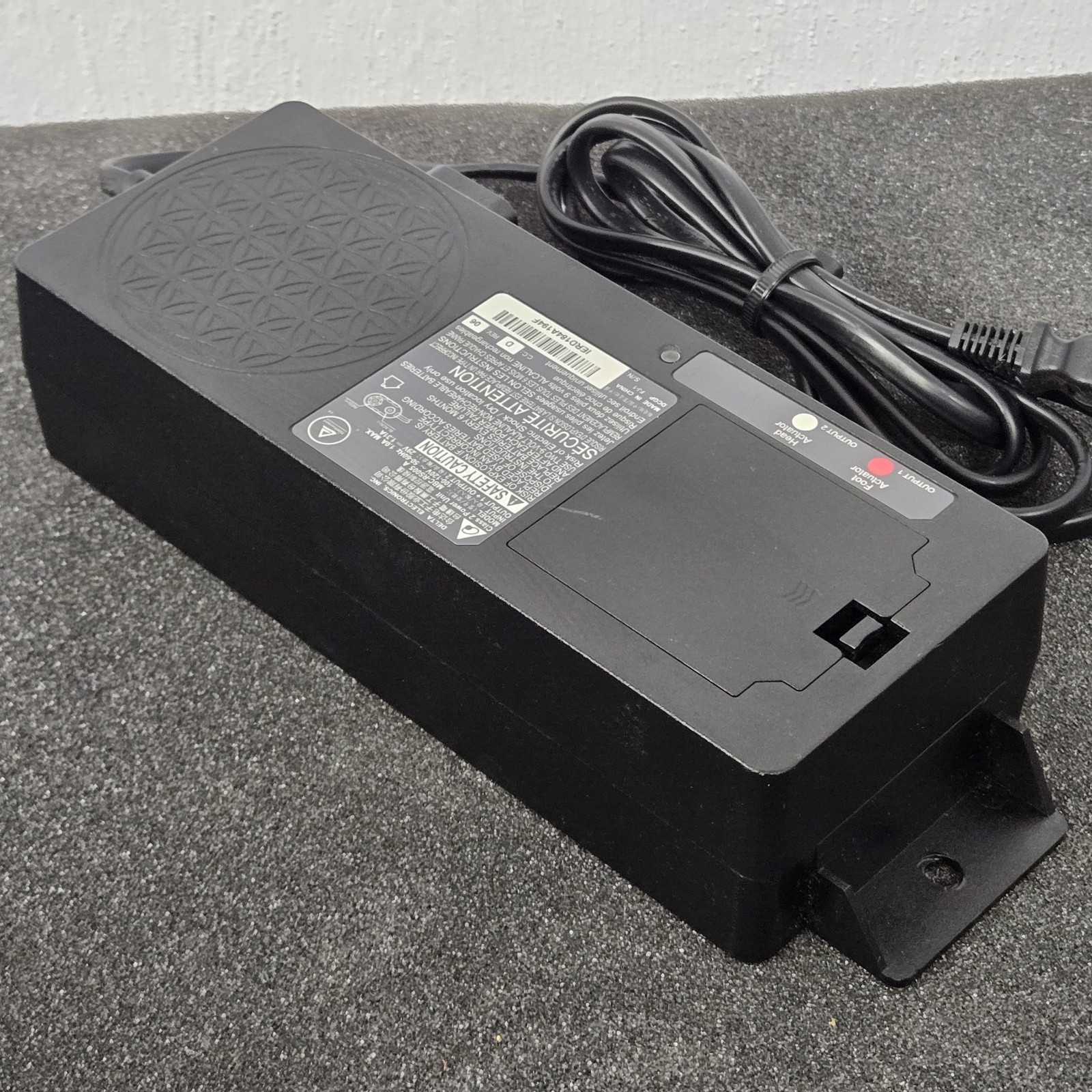 TempurPedic/Customatic Control Box MBC-RS005 A - Delta Electronics 100-120V