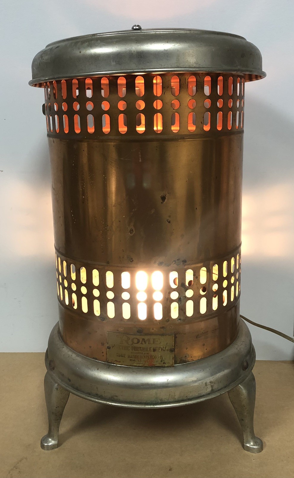 Vintage Rome Copper Electric Heater (converted to Lamp/Light)