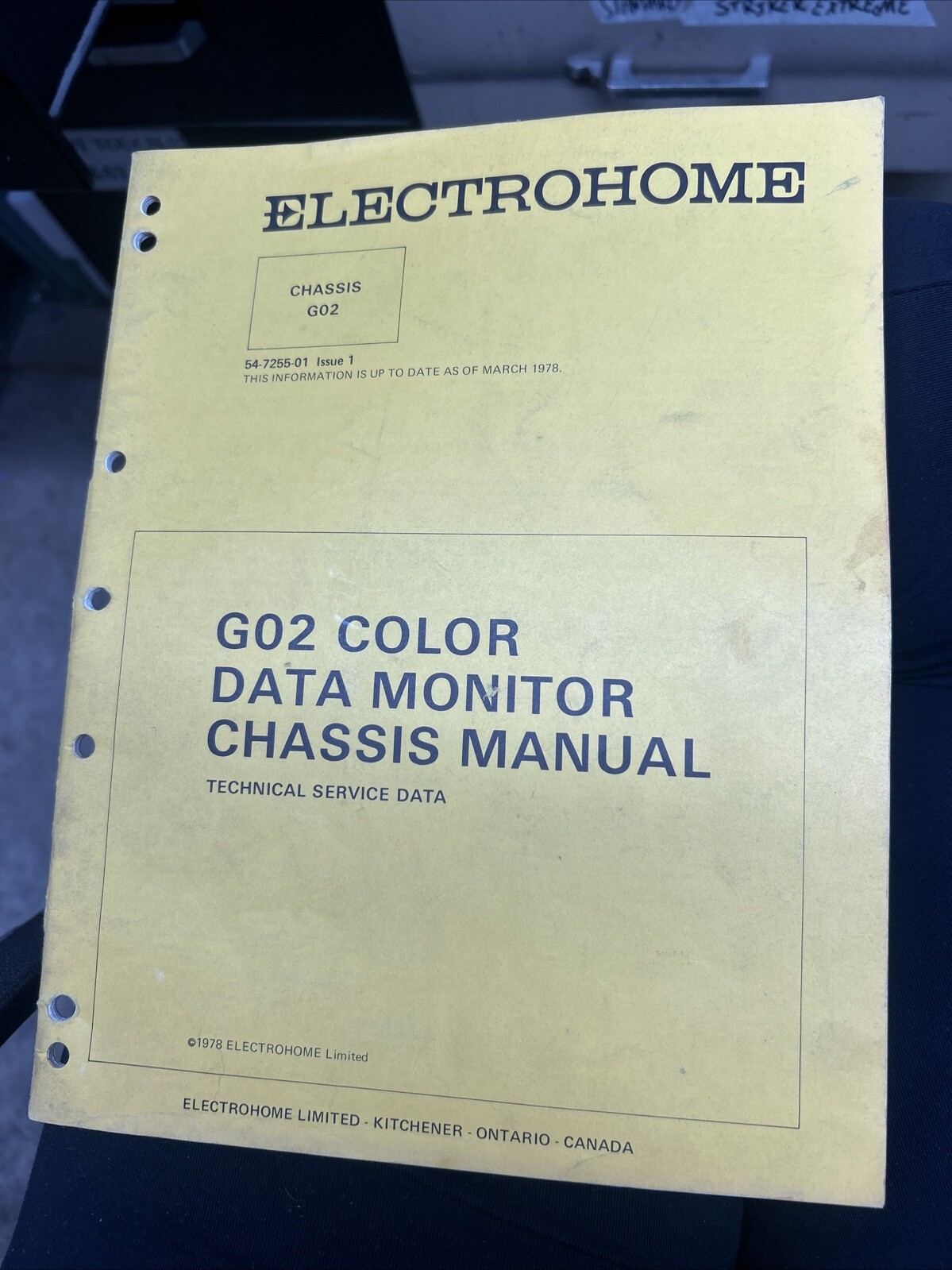 Electrohome G02 COLOR MONITOR CHASSIS Manual- good used original