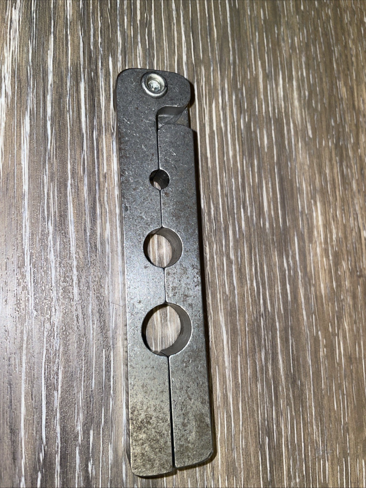 Steel Tail Stripper