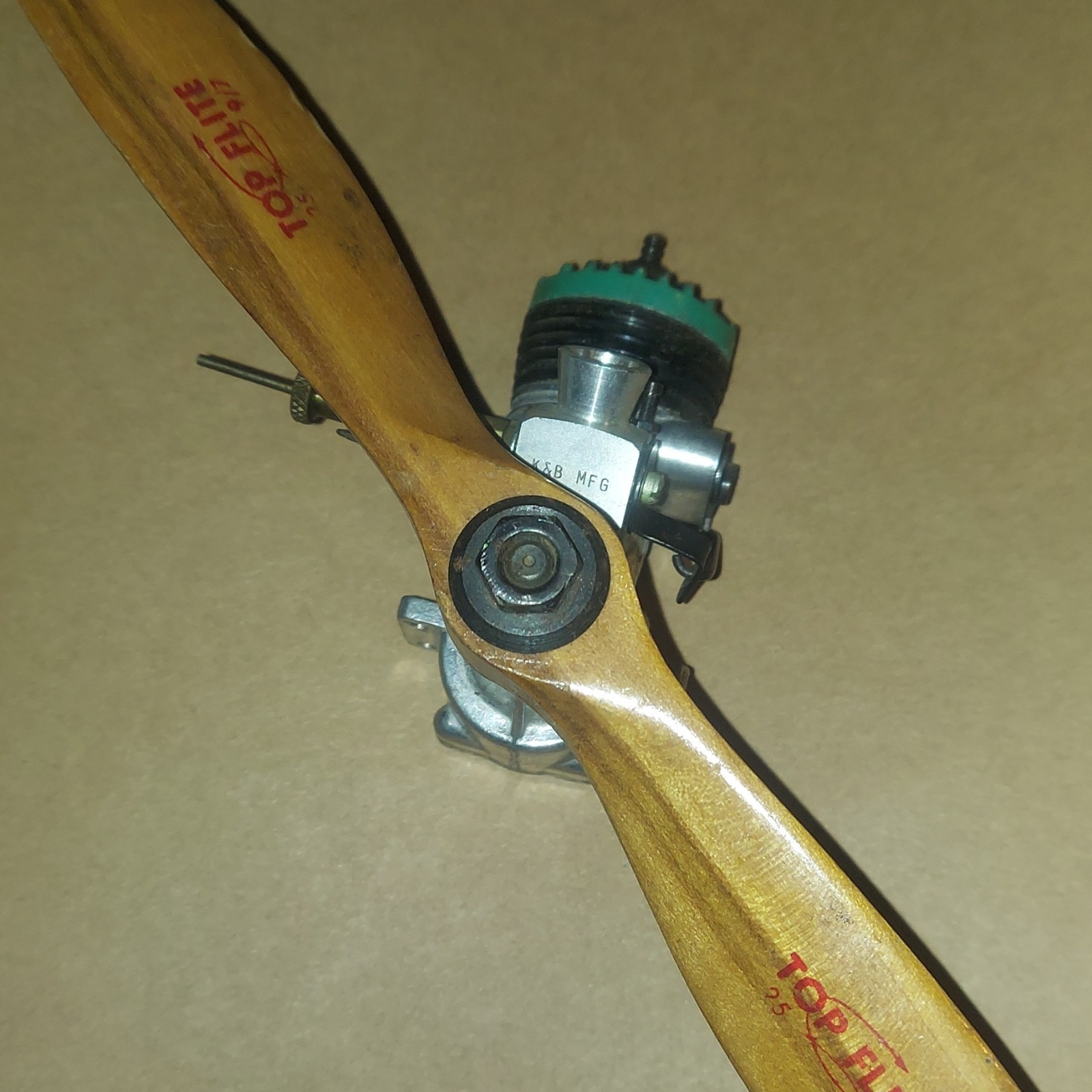 K&B Torpedo 2-Stroke Nitro Glow Engine for Airplane with Propeller