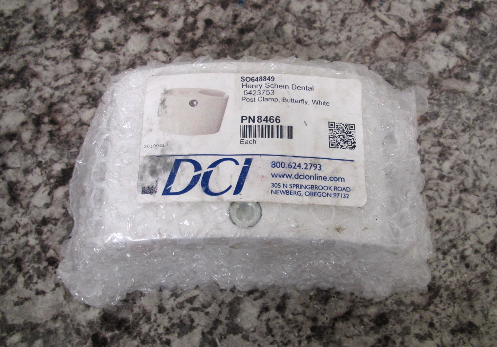 New DCI 8466 2" White Butterfly Dental Light Post Clamp Free Shipping