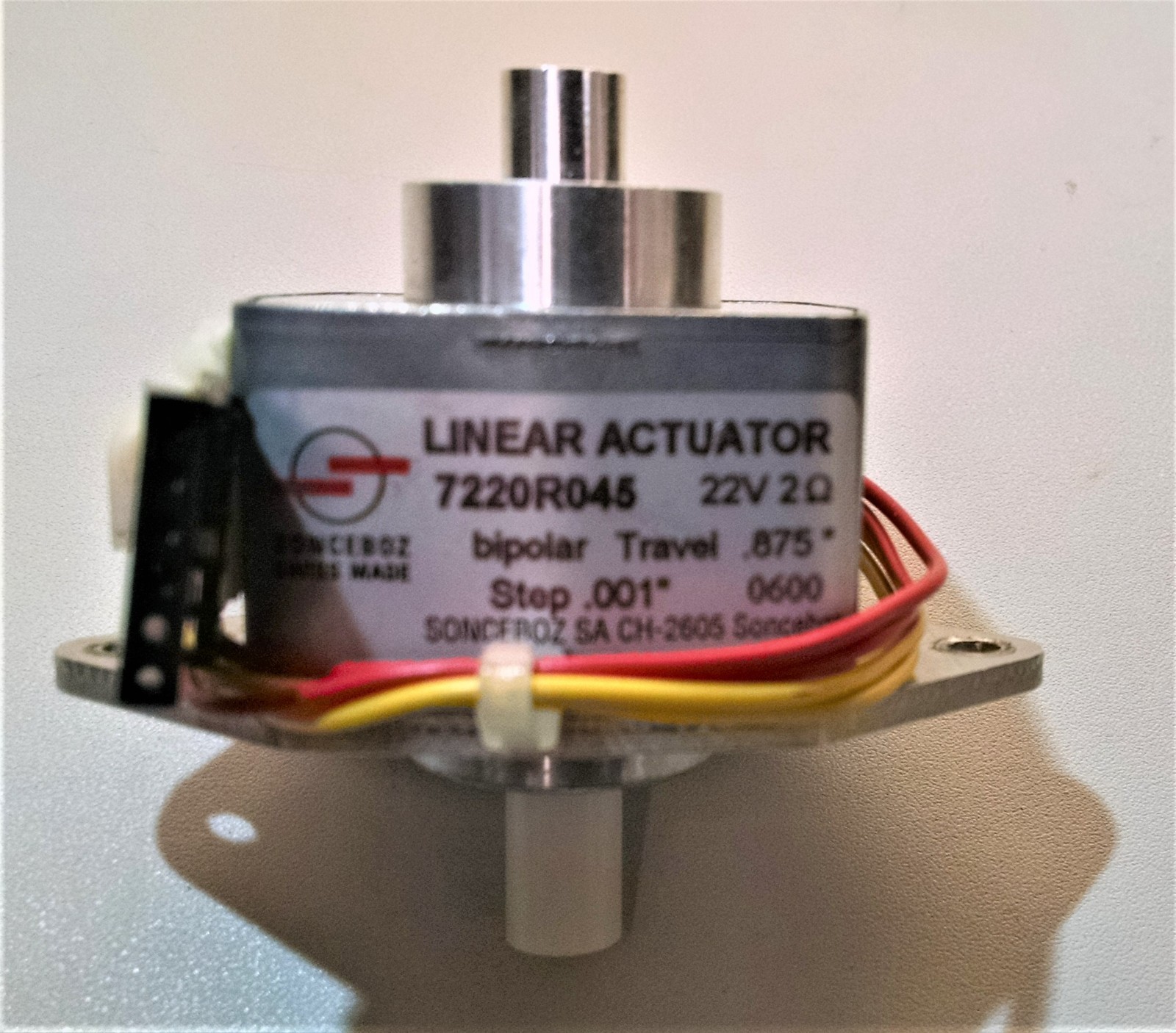Linear Stepper Actuator Sonceboz 7220R045 bipolar, step 0.001", travel 0.875"