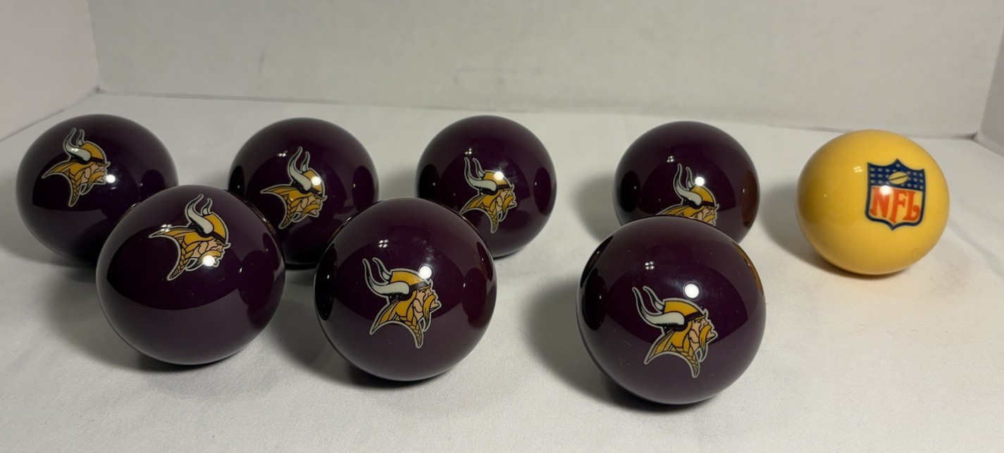 NFL Vikings Pool Balls 2.25” Set Of 7 And NFL Cue Football Billiard Minnesota