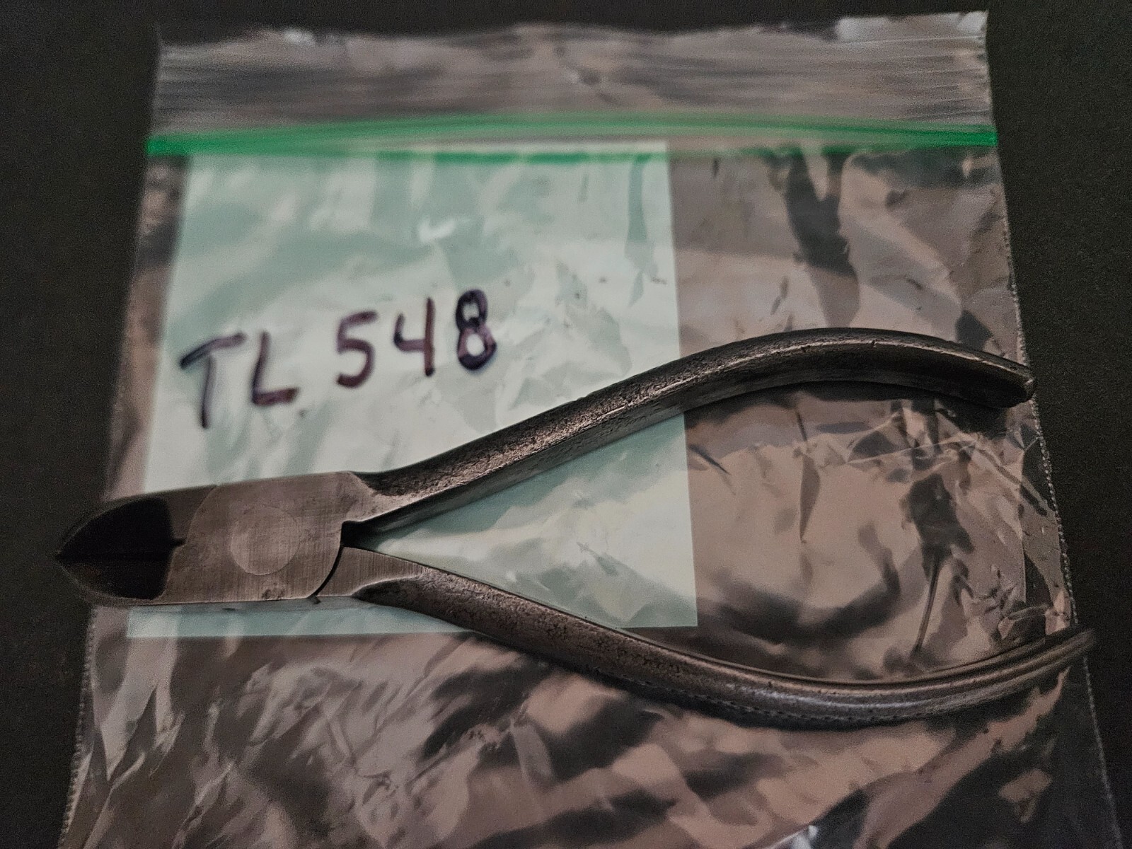 VINTAGE ECLIPSE BRAND WIRE CUTTING PLIERS 5" LONG (TL548)
