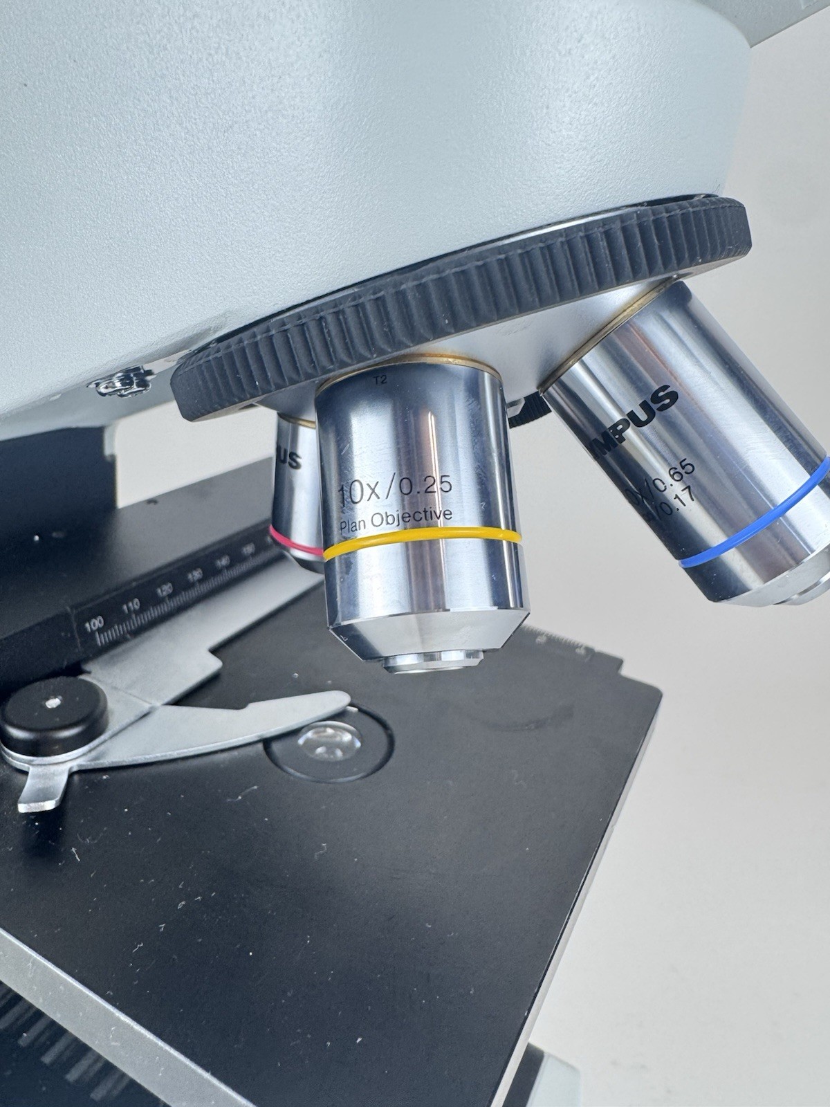 OLYMPUS CX21FS1 BINOCULAR MICROSCOPE PLAN 4 10 40 100 OBJECTIVES Olympus CX21