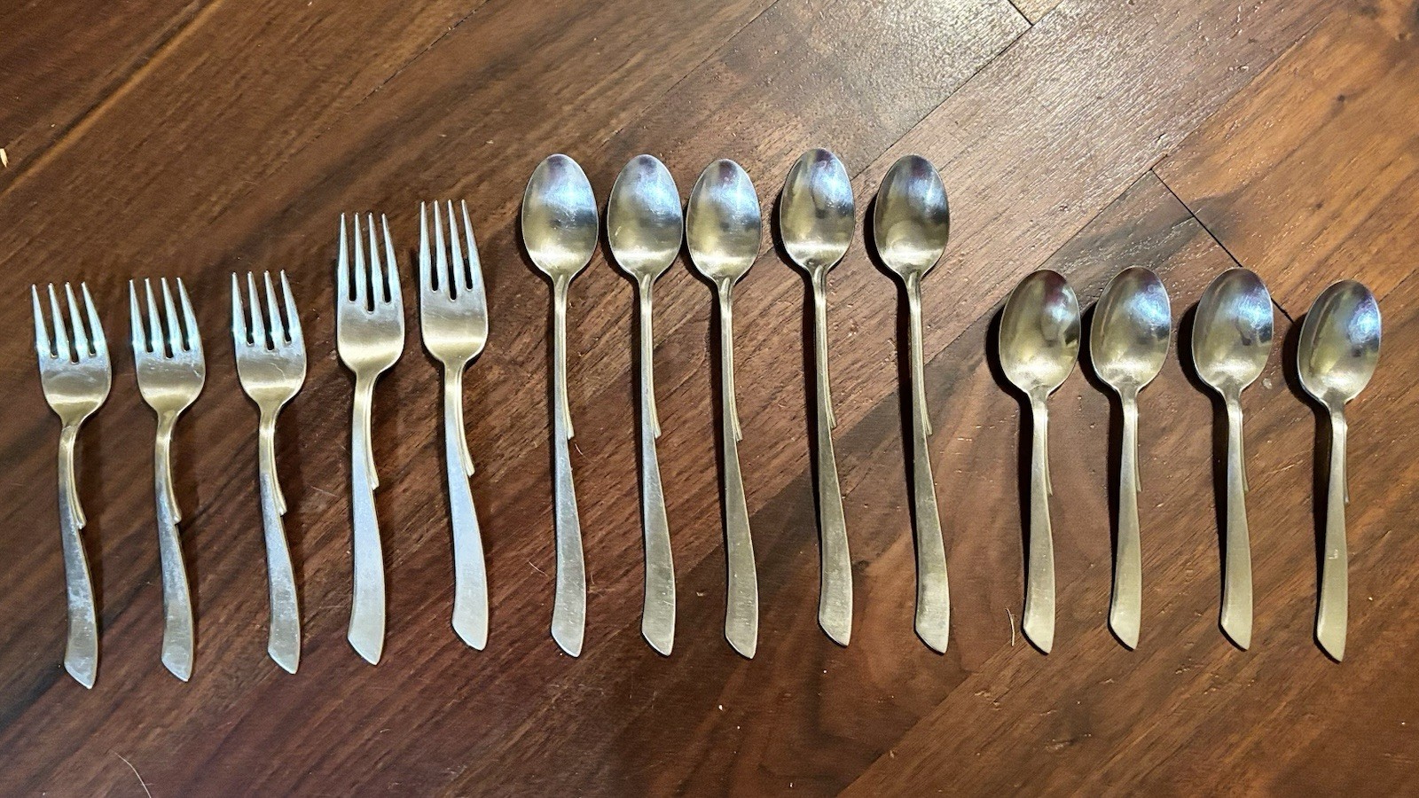 19 Pieces of Wallace Stainless Steel Flatware Ballet