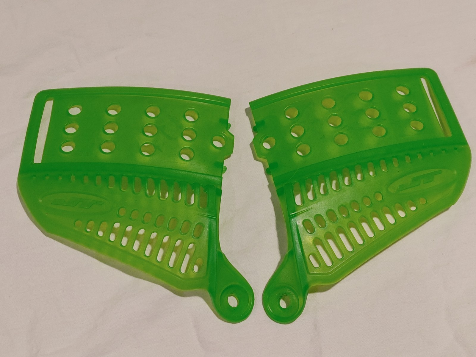 JT Proflex Soft Ears 3.0 - Limited Edition - Lucky 15 - Ice Lime Green Paintball