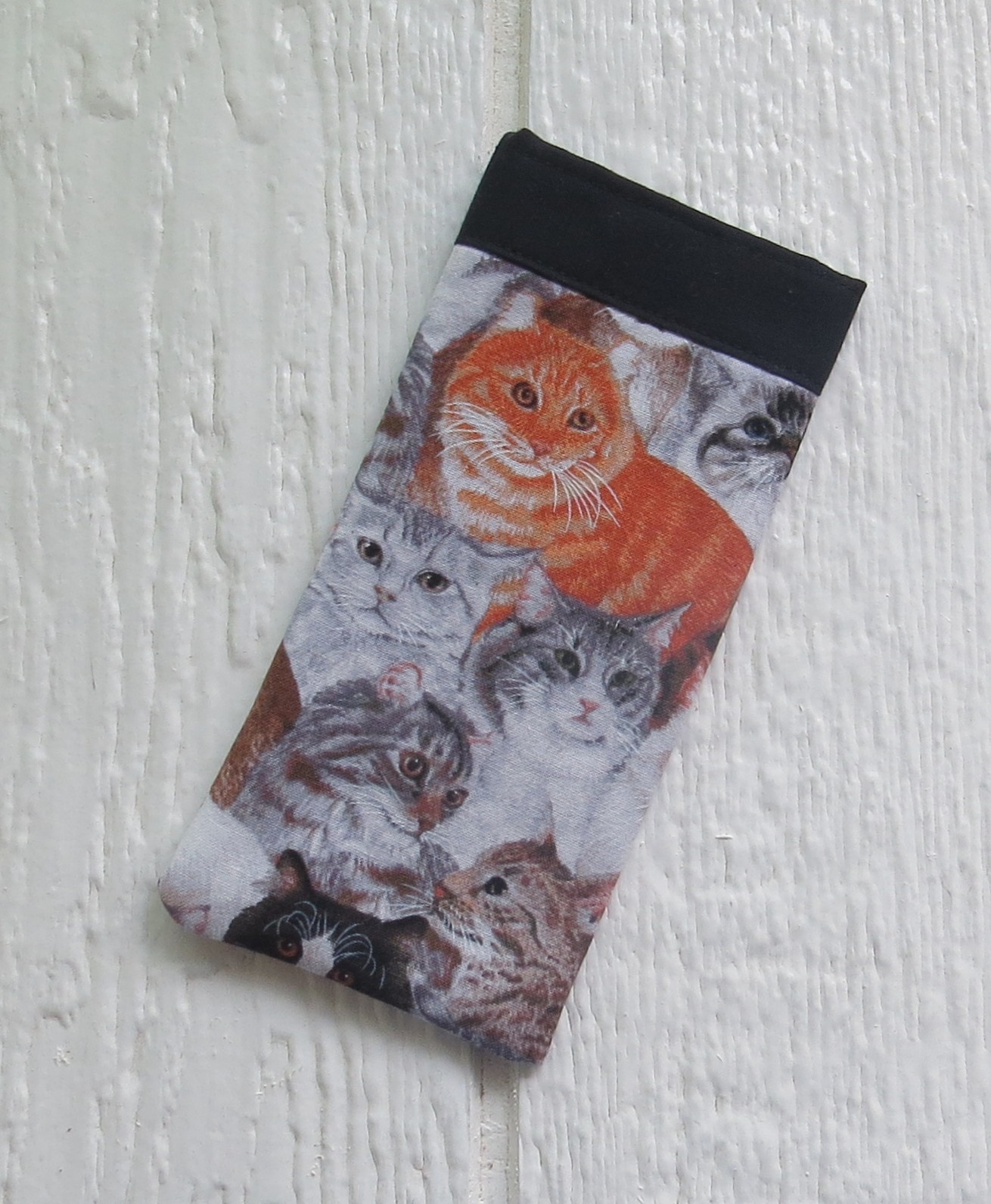 Cat Theme All Over Pattern Fabric Eye/Sun Glass Case