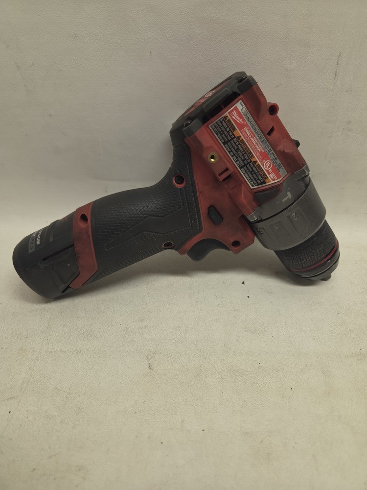 MILWAUKEE 3404-20 CORDLESS HAMMER DRILL/DRIVER WITH BATTERY
