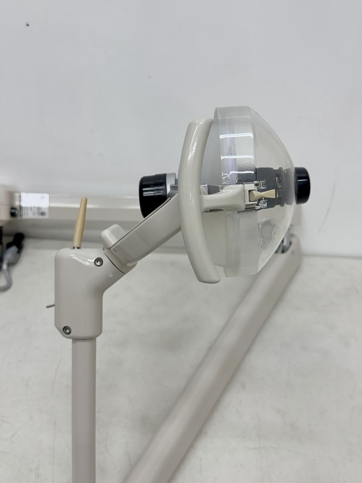 Adec 6300 Ceiling-Mount Dental Patient Exam Light