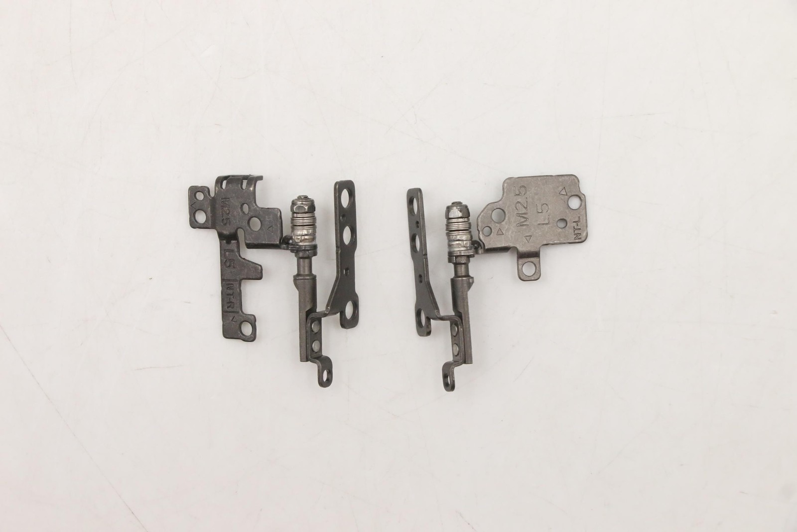 5H50S28989 Hinge W 82E3 R+L