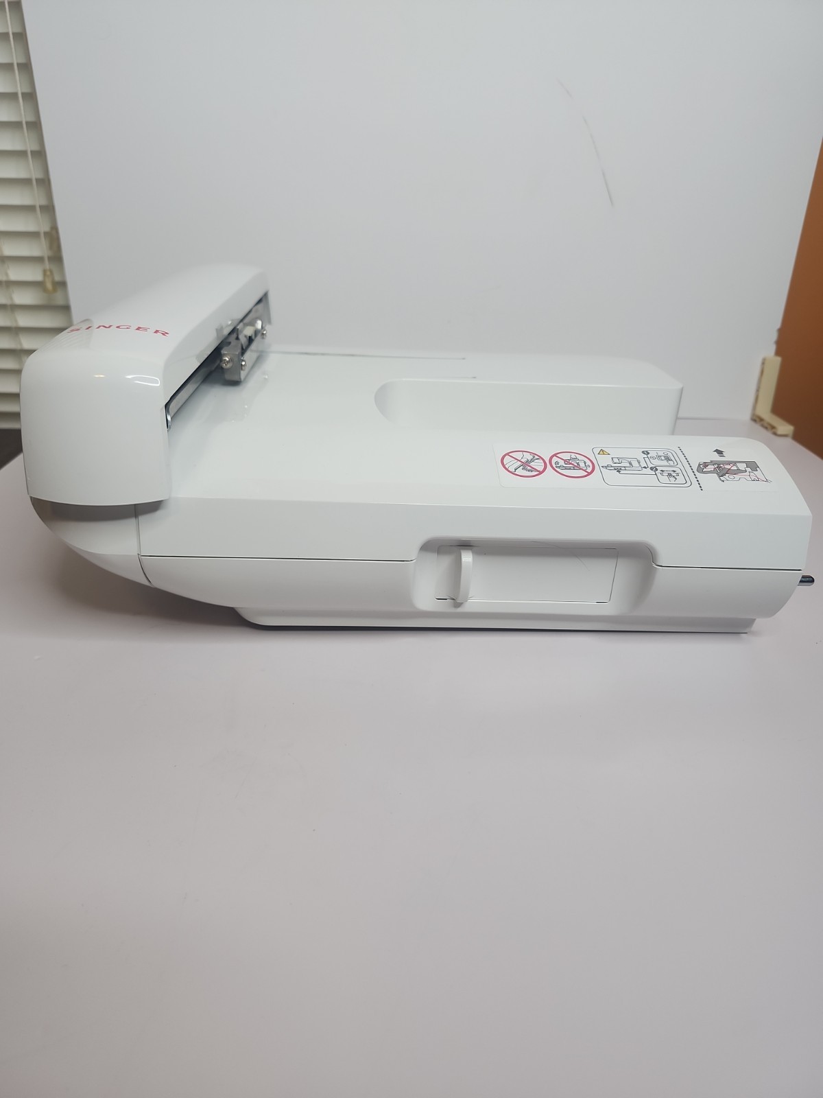 Singer Quantum XL 5000 6000 Model EM-3 Attachment Embroidery Bed Read