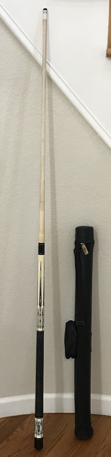 Action Pool Cue And Case ACT71 18 Oz