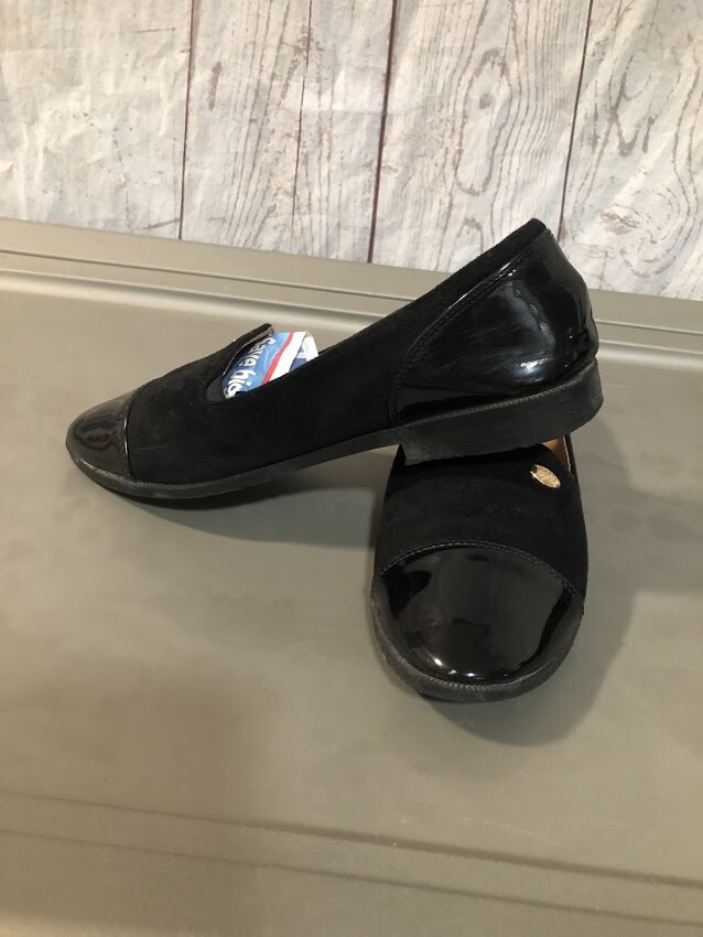 Shun Li Lu Women’s Slip-on Loafer Black Size 38