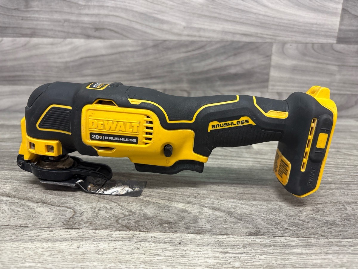 DeWalt Atomic DCS354 20V MAX XR Brushless Oscillating Multi-Tool (A1D027057)