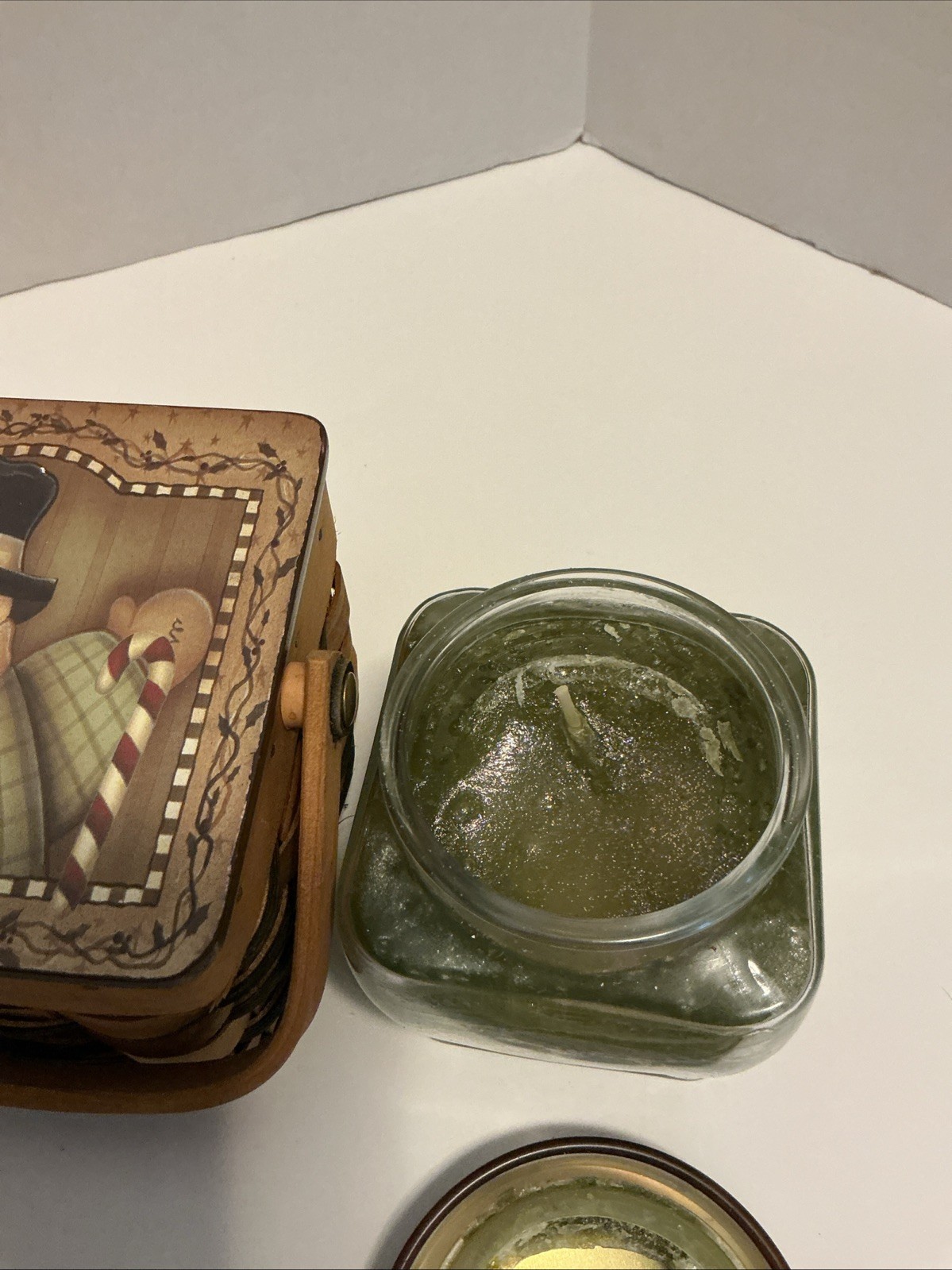Crazy Mountain Small Square Prim Snowman Basket w Green Candle