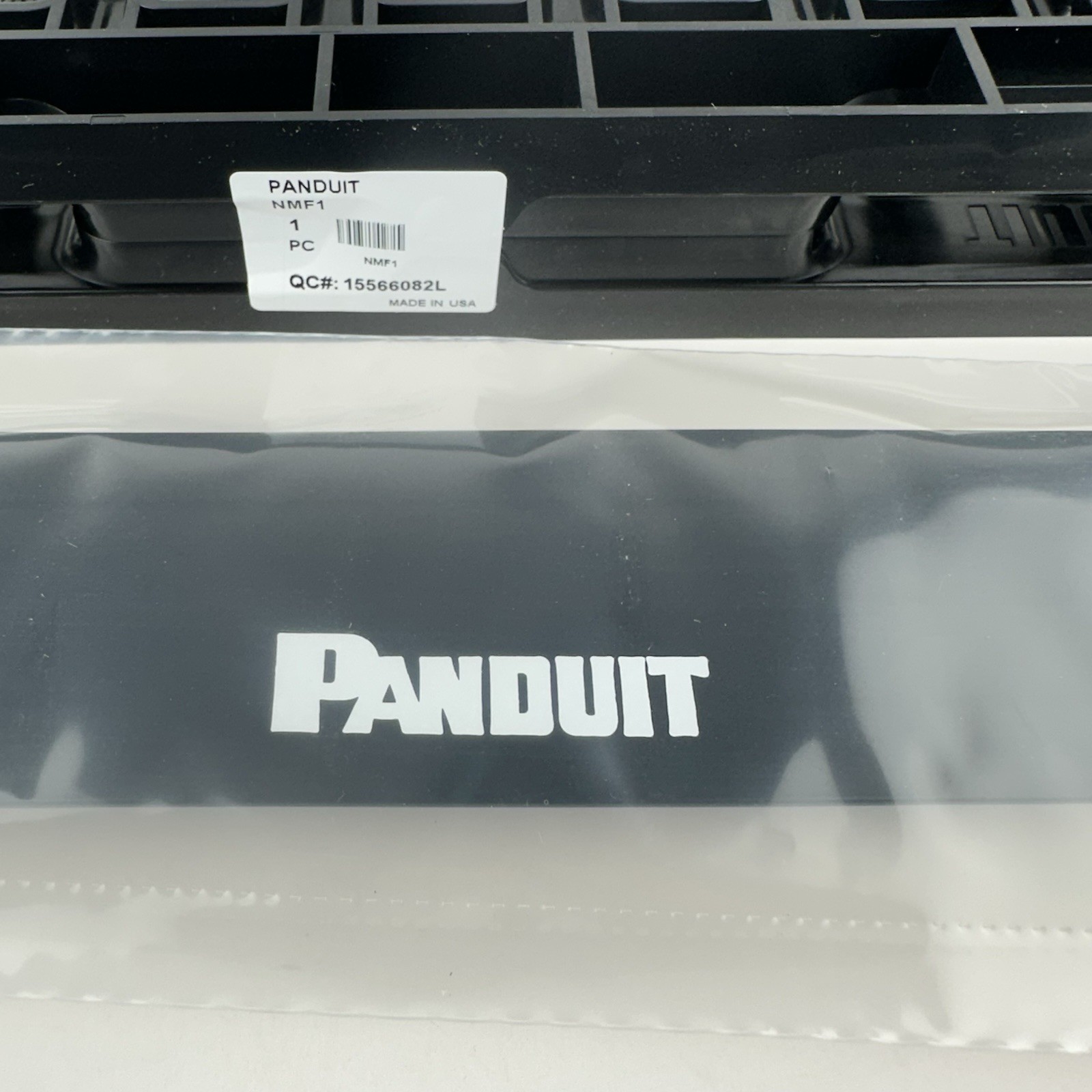PANDUIT PAN-NET NMF1 NetManager High-Capacity Horizontal 19" Cable Manager