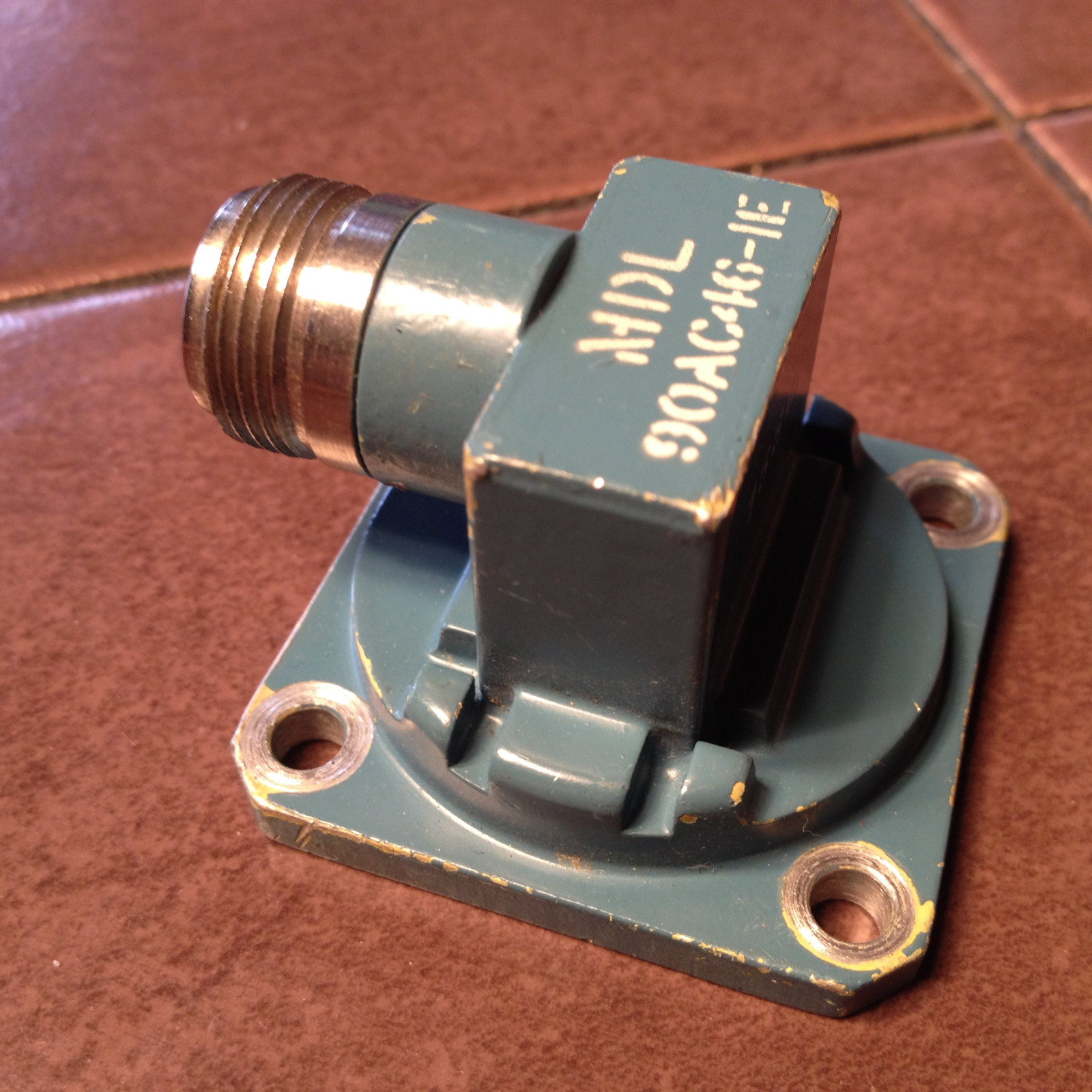 Waveguide Adapter MDL 90AC46-1E.