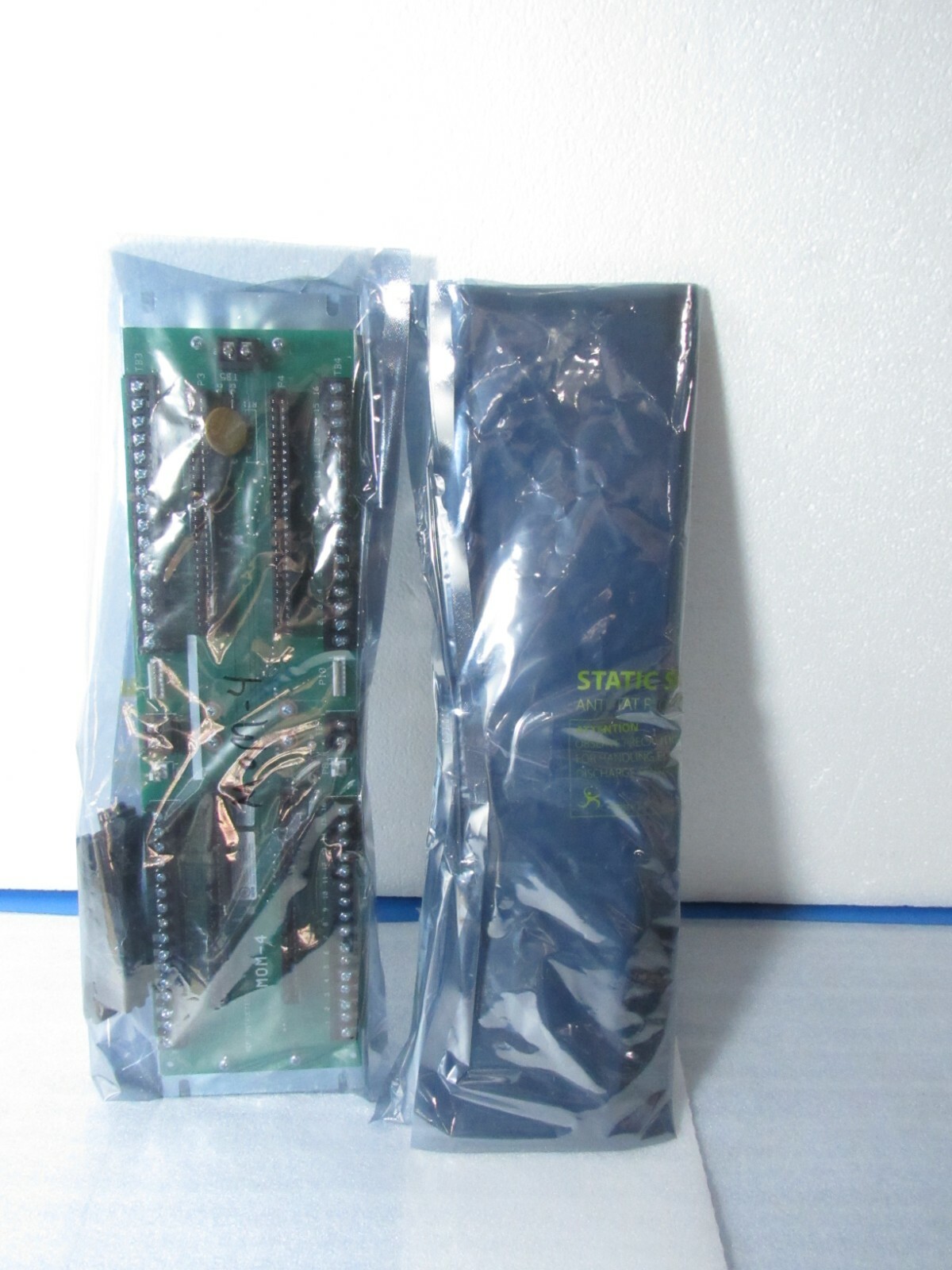 Siemens MOM-4 MXL Option Module Card Cage [CJJH]