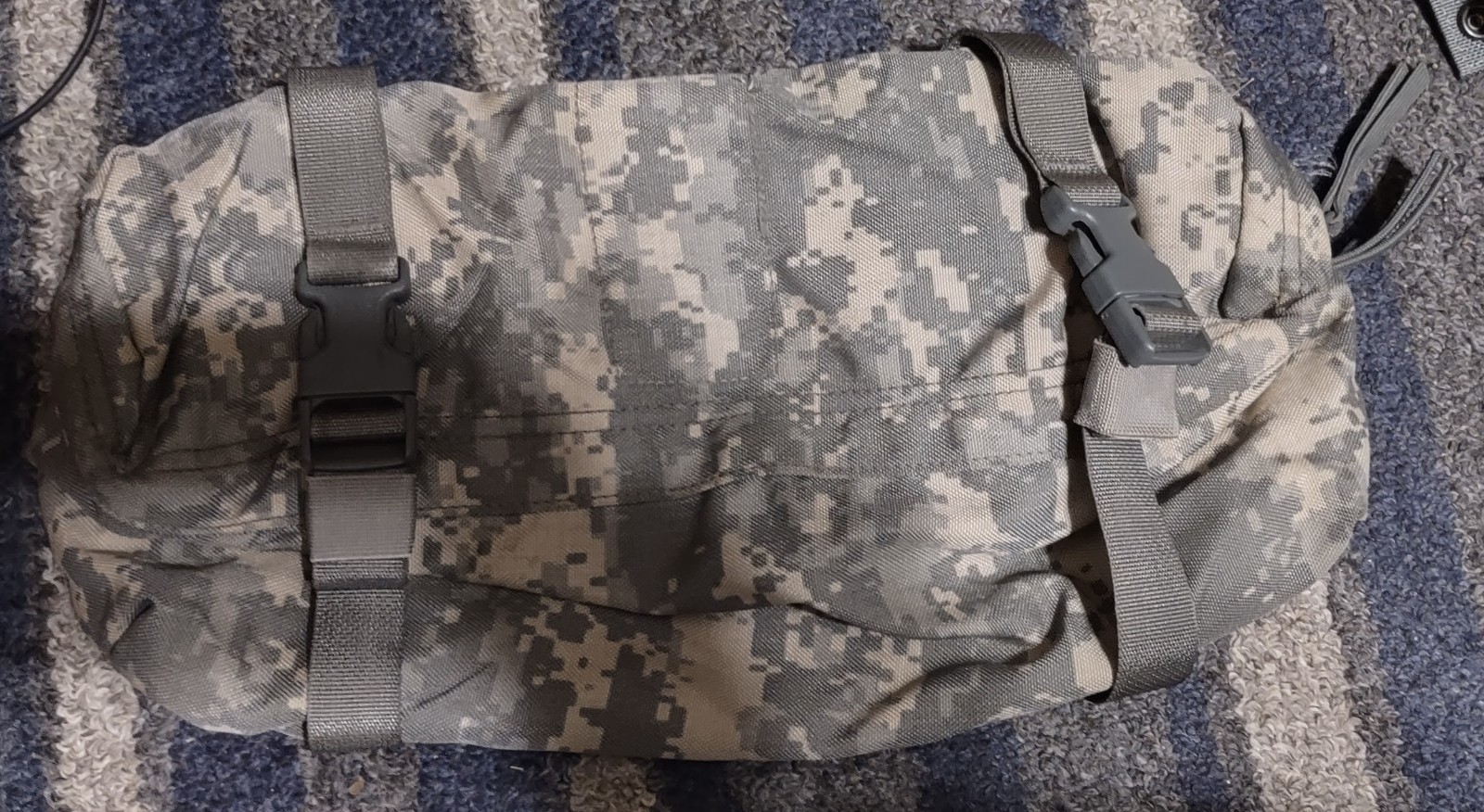 USGI MOLLE II ACU Waist Pack / Butt Pack NSN: 8465-01-524-7263