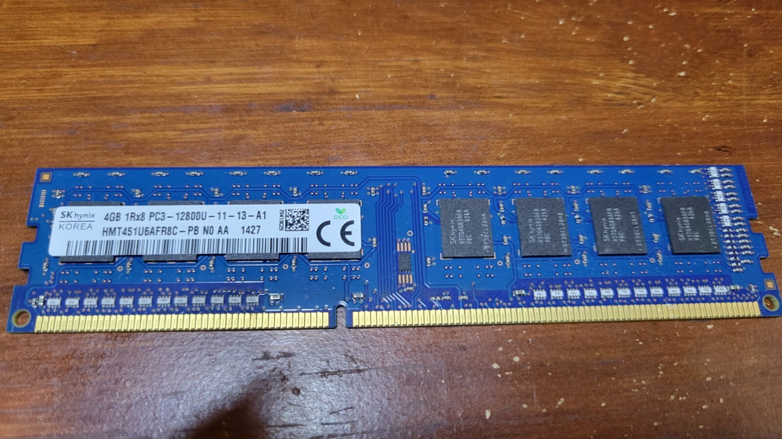 SK Hynix 4GB 1Rx8 PC3-12800U-11-13-A1 HMT451U6AFR8C-PB