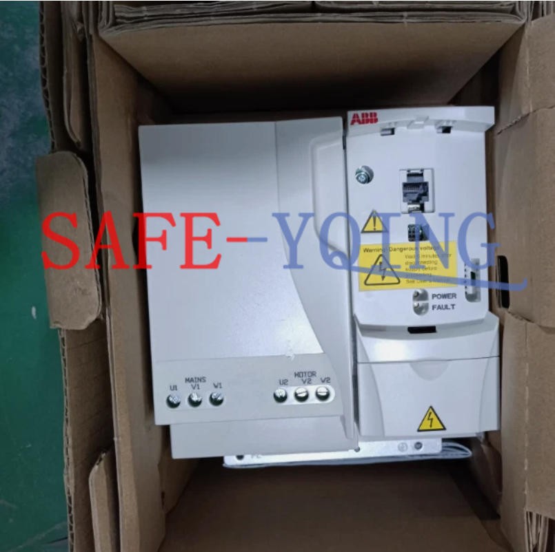 1PCS New ABB inverter ACS310-03U-48A4-4