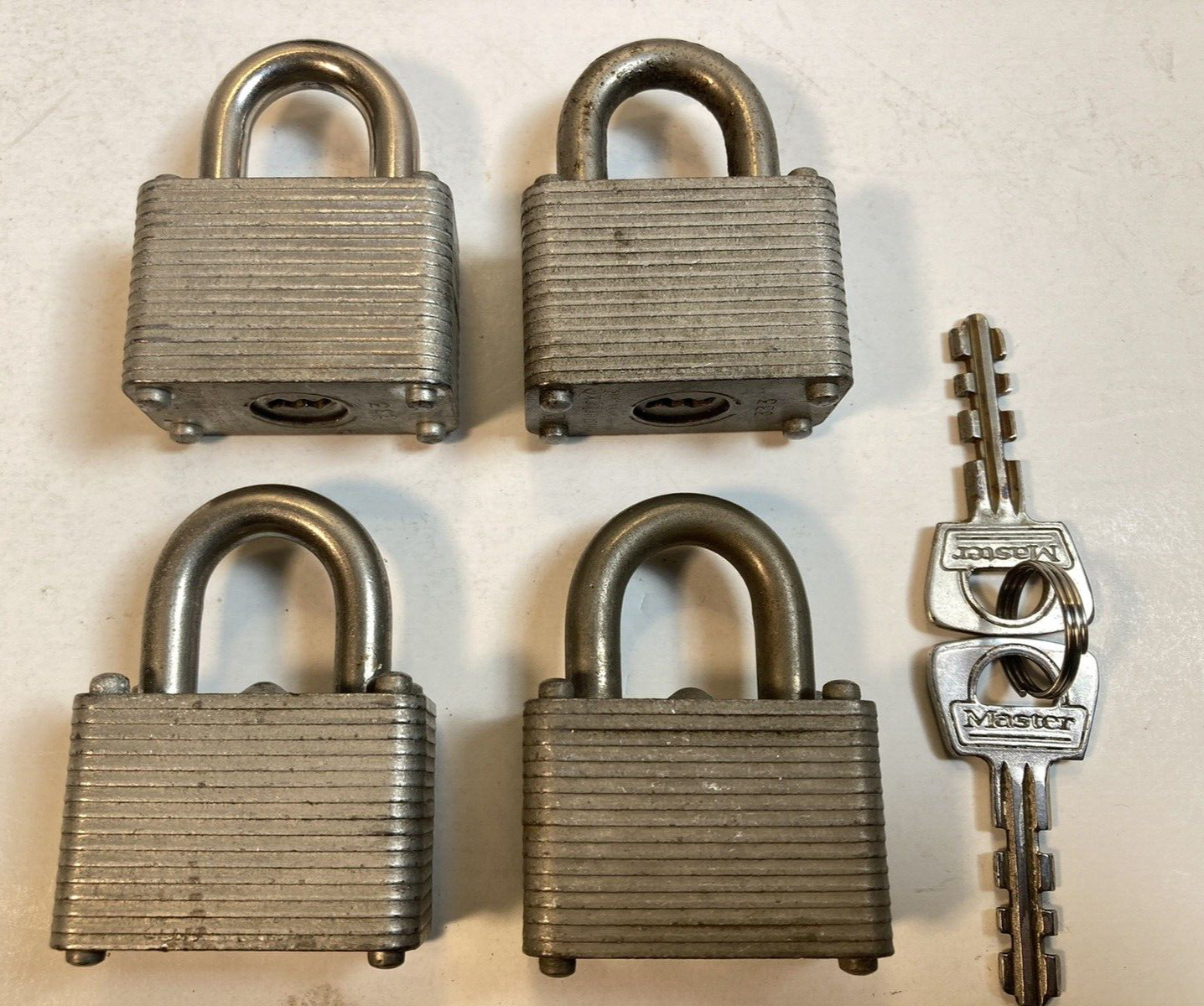 Master Lock No. 22 Padlocks Lot - Keyed Same - 4 Locks - 2 Keys - Milwaukee