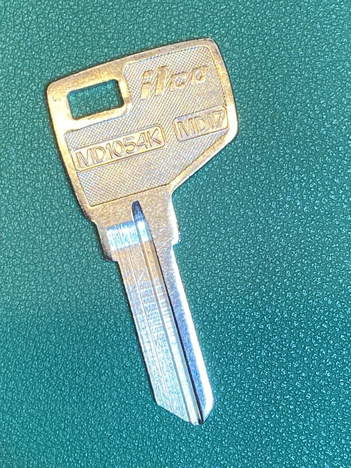 MD17 ILCO KEY BLANK  MD1054K MD17 MASTER LOCK - DEXTER LOCKS - BRAND NEW!