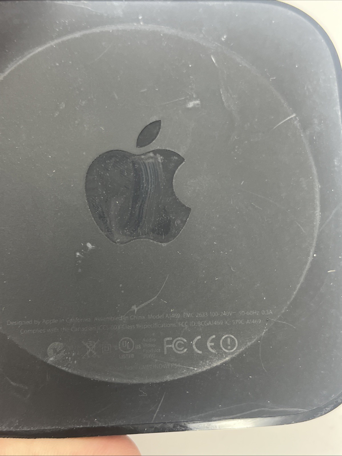 Apple TV Model A1469 3rd Generation w/Remote (No Power Cord)